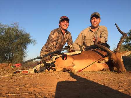 B�gjakt fr�n utbildning till f�rsta viltet